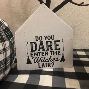 Witches Lair wood shelf/tier tray sitter House